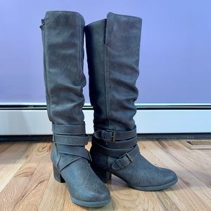 Women’s Dark Gray Tall Leather Zip-Up Boots